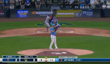 Hey crew.. we are on day 5 of amazing season moments🍻🧇⚾️