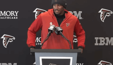 [Highlight] Falcons Quarterback Michael Penix Jr. says he has nobody to rely on on the sidelines, says most of the advice given to him is from old high school and college coaches.