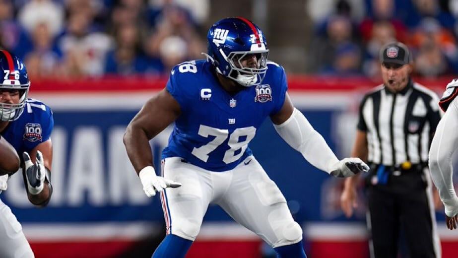 Andrew Thomas has allowed just one sack (0.3%, 3rd-lowest) and 2 quick pressures (0.6%, 2nd-lowest) this season, per Next Gen Stats.