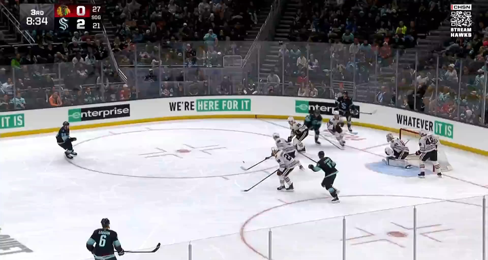 Connor Bedard feeds the puck to Andre Burakovsky alone in front of the net and he scores in the 3rd straight game