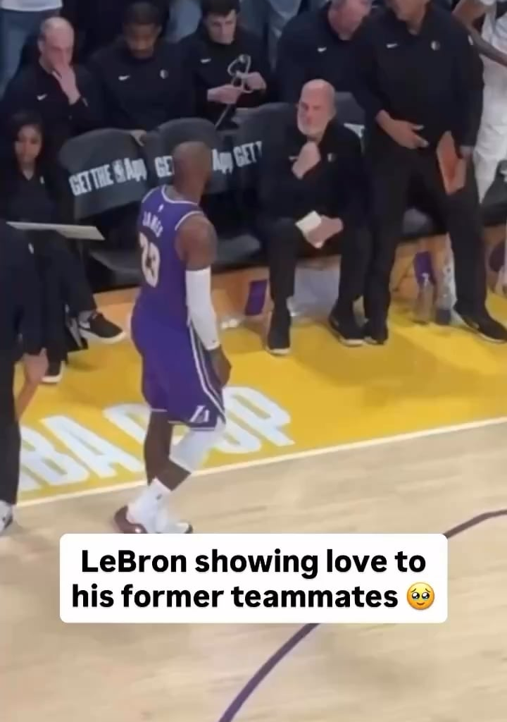 [Bleacher Report] Lebron walked over to the Mavs Bench at the end of the game ❤️