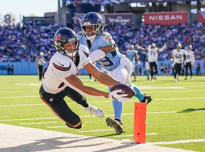 [OC] In three of his past four weeks, Jayden Higgins has seen at least five targets and caught at least four balls. He has also out-snapped Xavier Hutchinson and Christian Kirk each of the last two weeks. Is his pedigree and size/speed combo finally turning into a relevant and much-needed role?