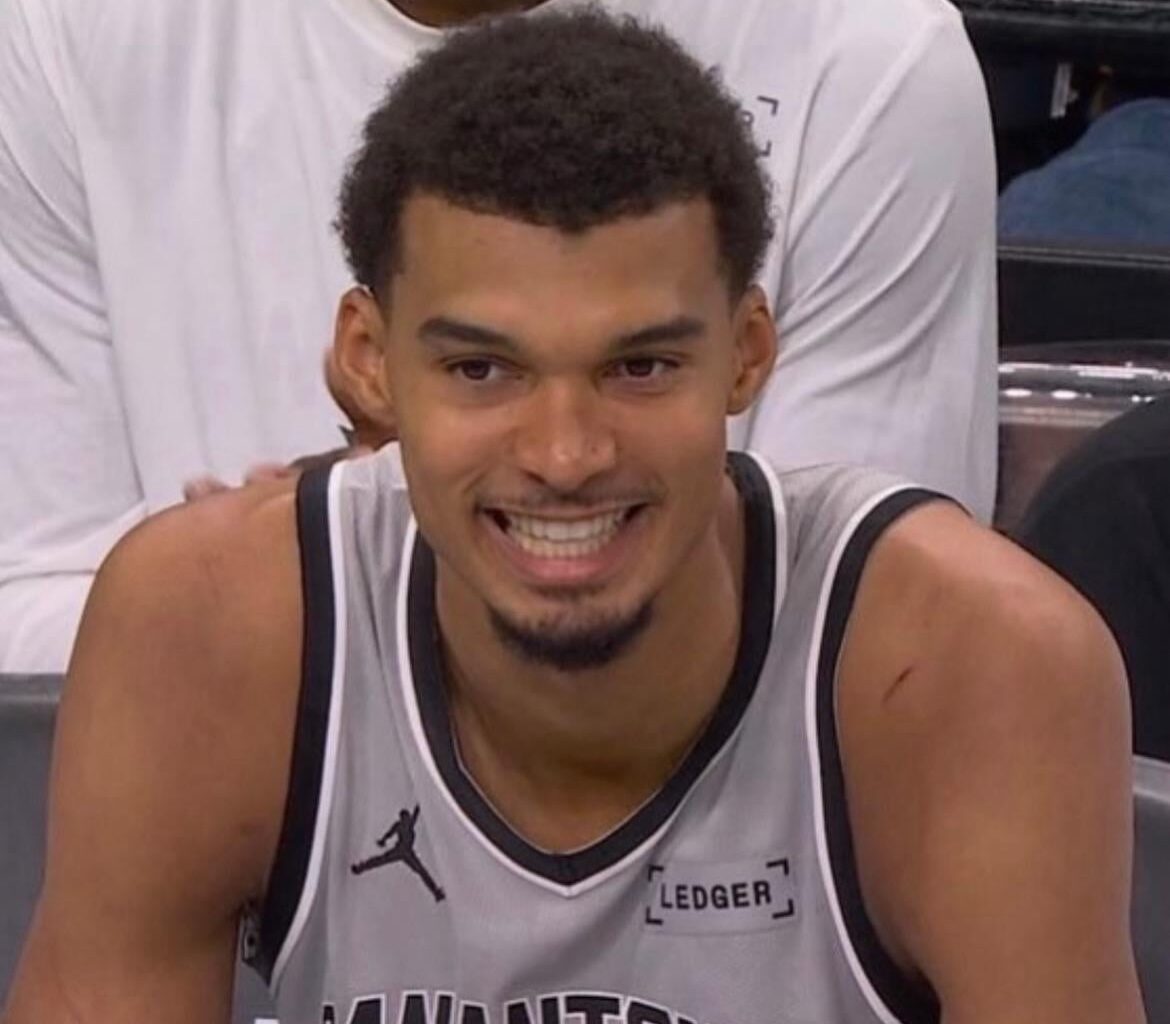 Spurs win, hawks lose! 🎉🎊🥳