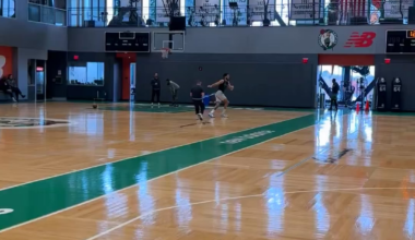 [Noa Dalzell] Jayson Tatum getting in some rehab alongside trainer Nick Sang at Celtics shootaround