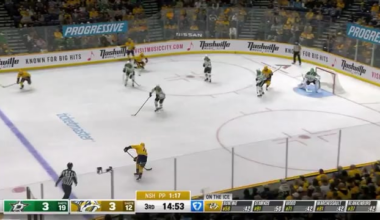 Stamkos scores a very Stamkos power play goal