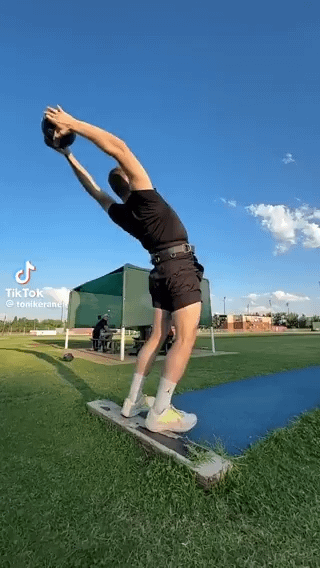 *Grizzlies play excellent defense for 23.89 seconds...
*Nikola Jokic: