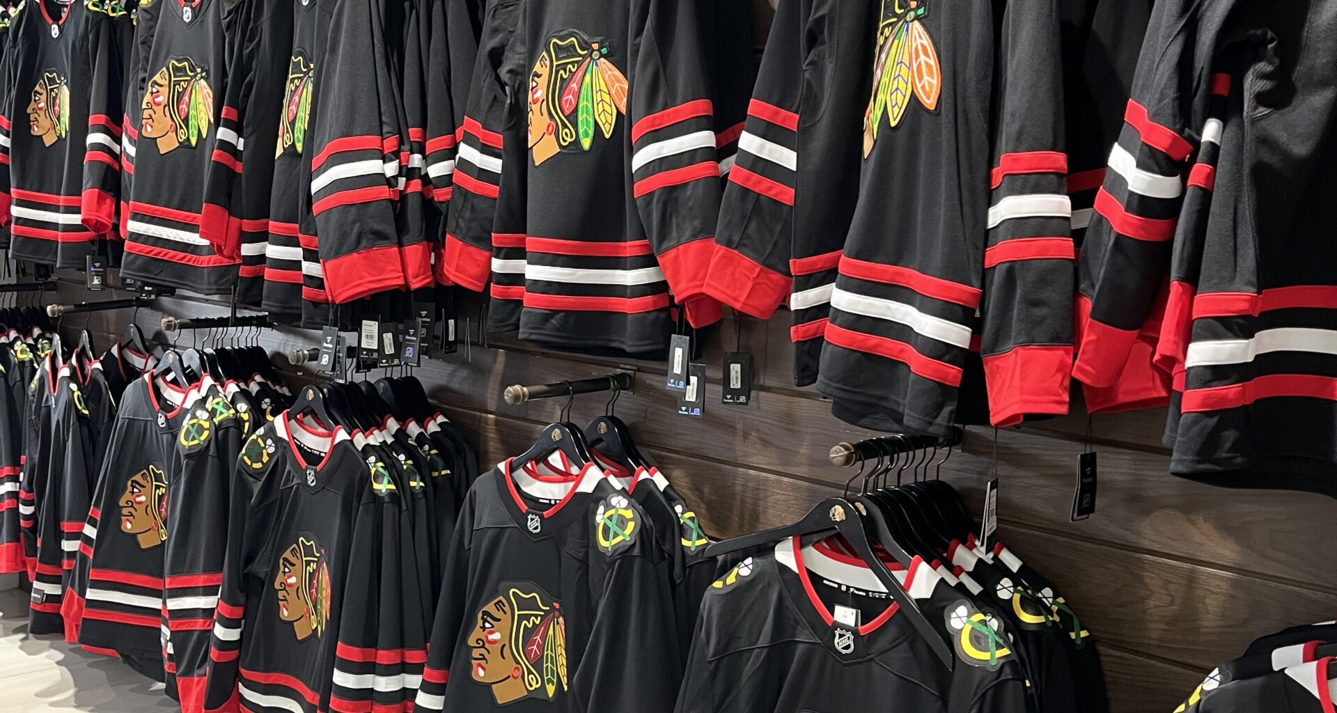 11/23 Blackhawks store black jersey re-stock