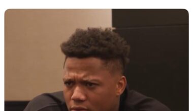 [MLB] Do you think Ronald Acuña Jr. could throw a ball from home plate OUT OF THE STADIUM? He says yes 🤯