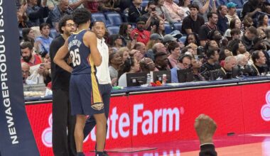 Jp coaching em up while Willie is sitting there with hands in his pockets