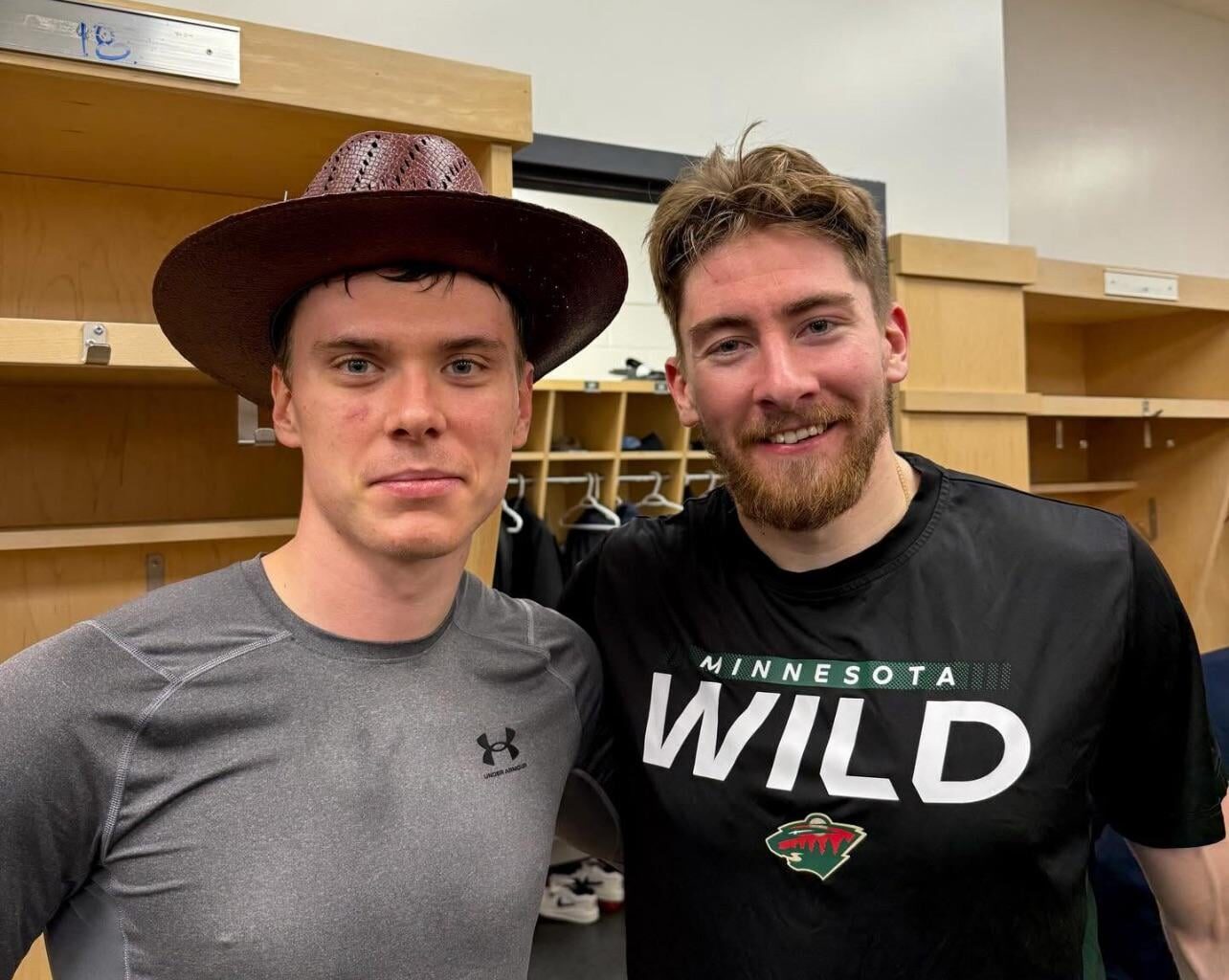 Yurov with the hat!!