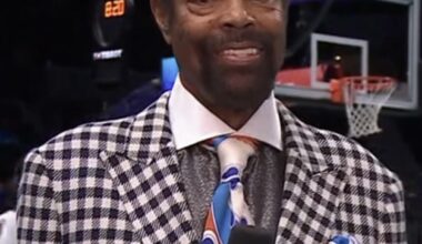 What are Knicks fans thankful for? Thankful we still have Clyde calling games for us.