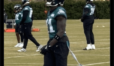 [John Clark] Where would this franchise be without Big Dom? Today at Eagles practice Big Dom got Eagles owner Jeffrey Lurie and AJ Brown together and it looked like they had a very good conversation about AJ‘s frustration