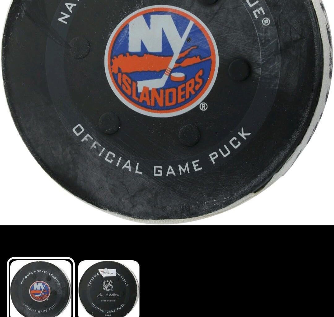 2021 Game Used Pucks