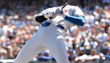 The Tokyo Photojournalists Association announced this year’s awards. In the Sports–Overseas category, a Sankei Shimbun photographer won for a striking shot capturing the instant Shohei Ohtani instinctively recoiled