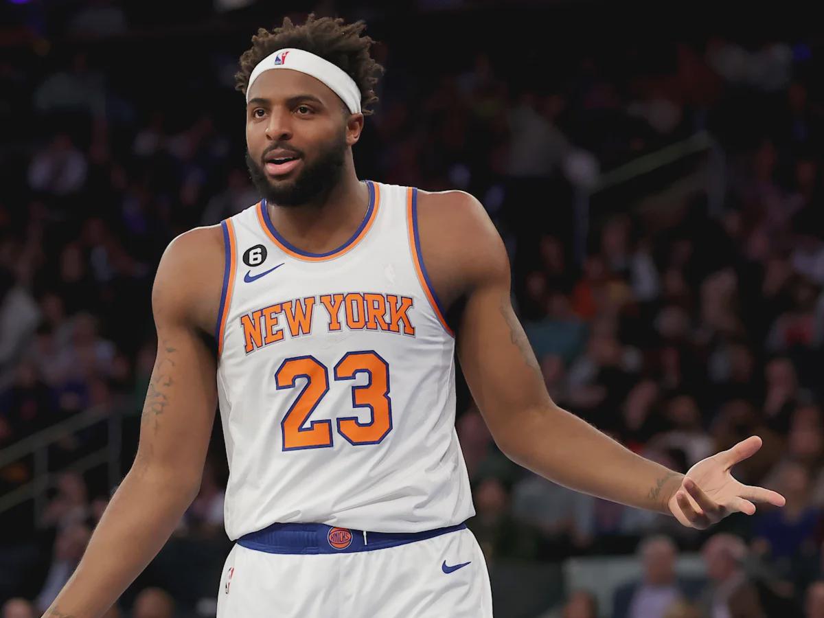 Literally just a picture of Mitchell Robinson