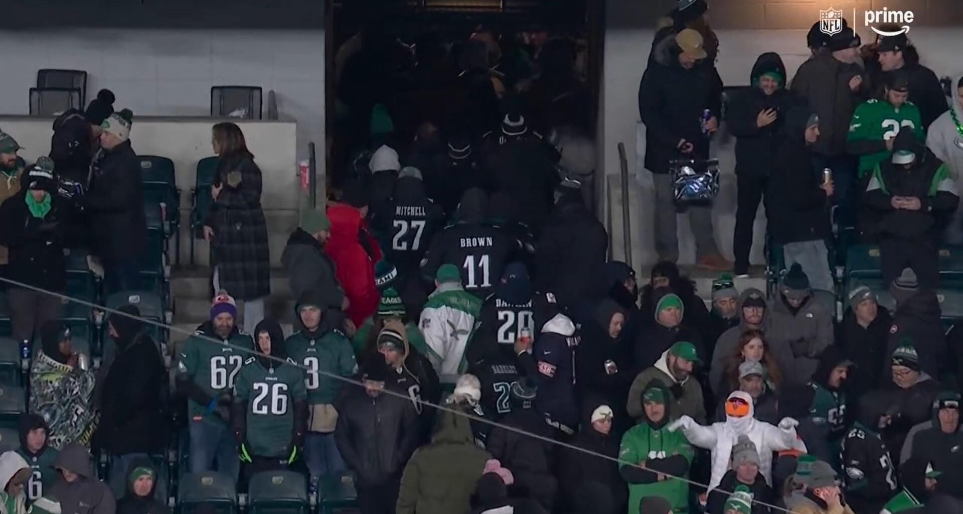 Bears make Philly fans rage quit