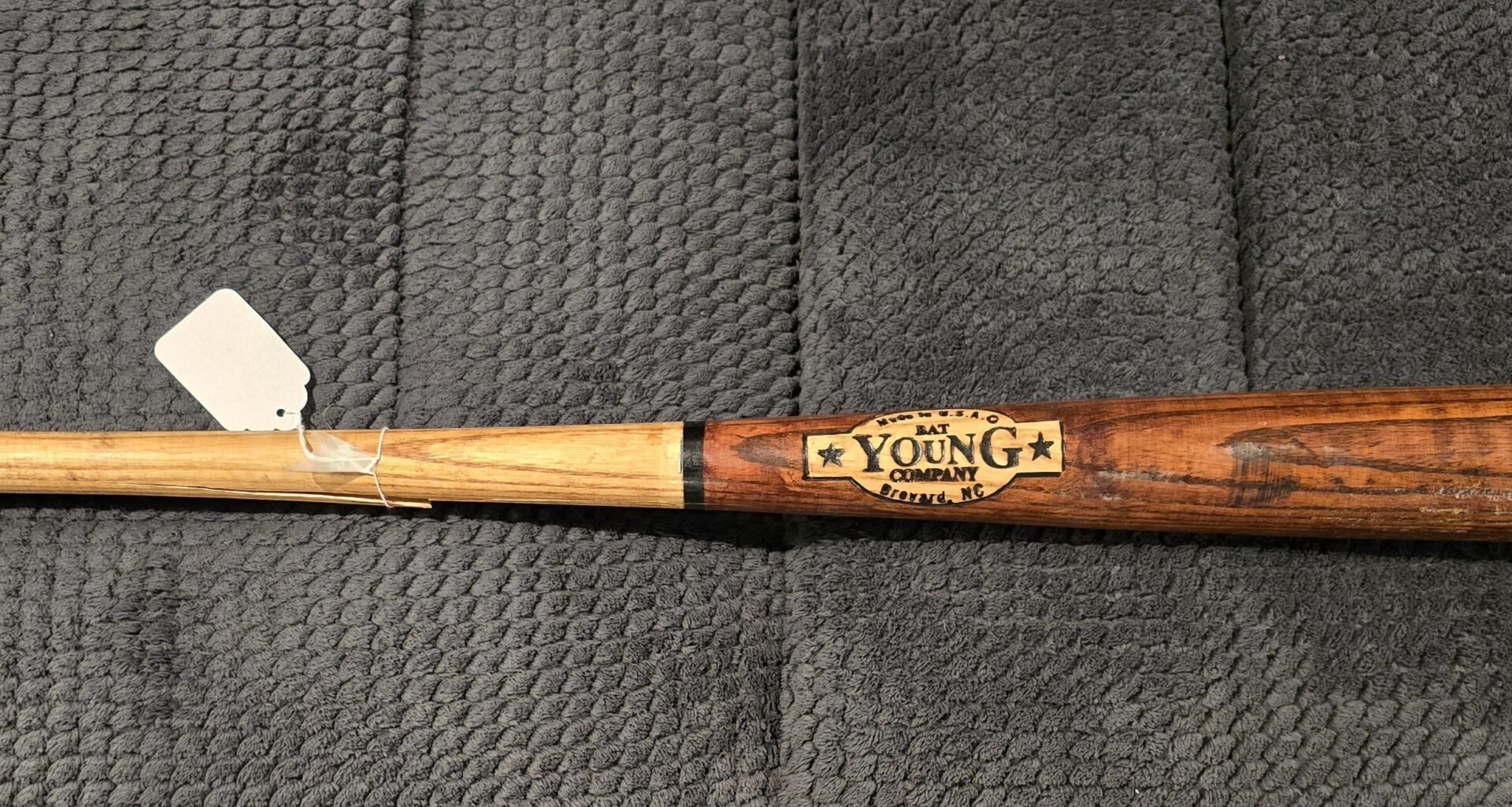 I have a game used Todd Hundley bat mfg by Young and cant find a damn thing on it