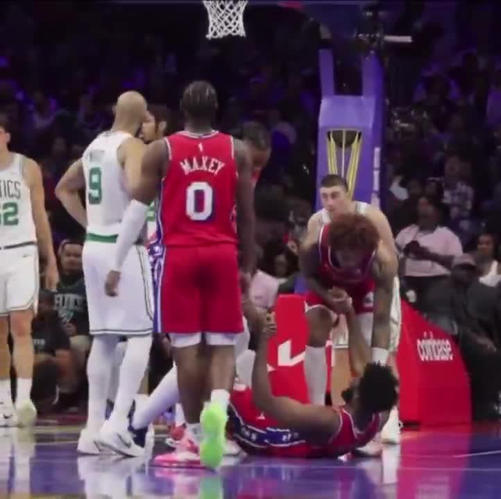 VJ Edgecombe mic'd up, checking on Embiid got hit in the eye: "Look at me, look at me. Am I still handsome?" *Embiid nods* "Okay, okay, you good"