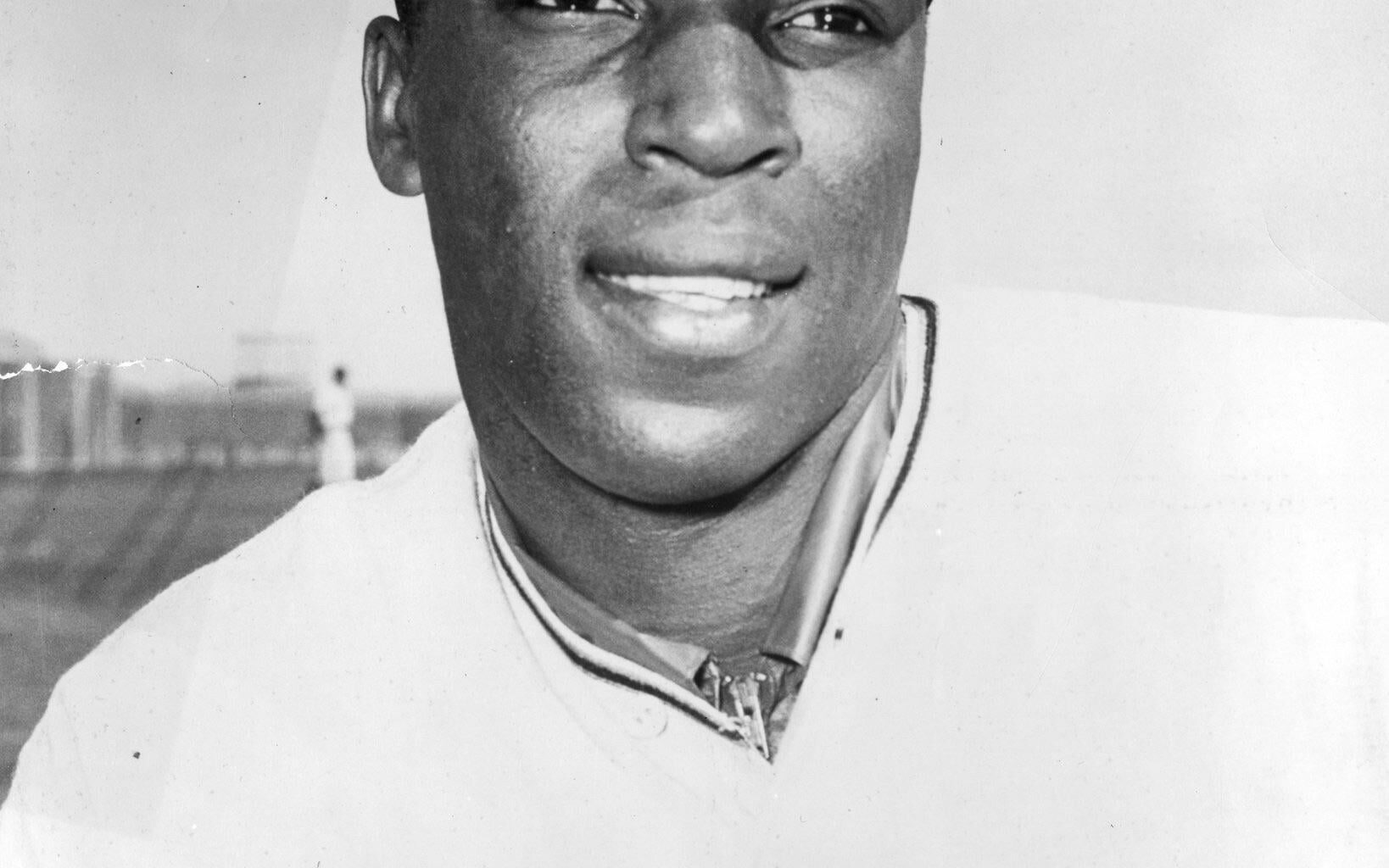 Willie McCovey made quite the first impression in San Francisco.  The San Francisco first baseman was named the unanimous NL Rookie of the Year on this day in 1959 after hitting .354 with 13 homers and 38 RBI in just 52 games.