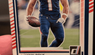 Be safe trick-or-treating everyone, someone was giving out trading cards with their candy and my daughter got this 🤮