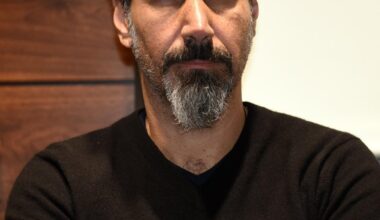 Chris Kreider is just Serj Tankian of System of a Down without the beard. Change my mind.