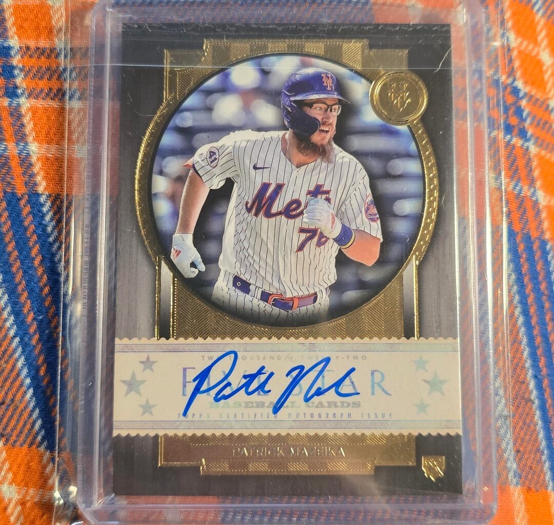 An autograph from the RBI:H ratio GOAT himself Patrick Mazeika