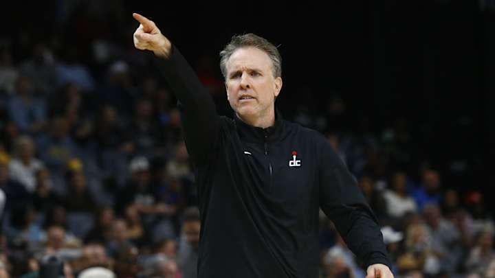 The thing I will remember most about Brian Keefe is his weird double jointed elbows whenever he points