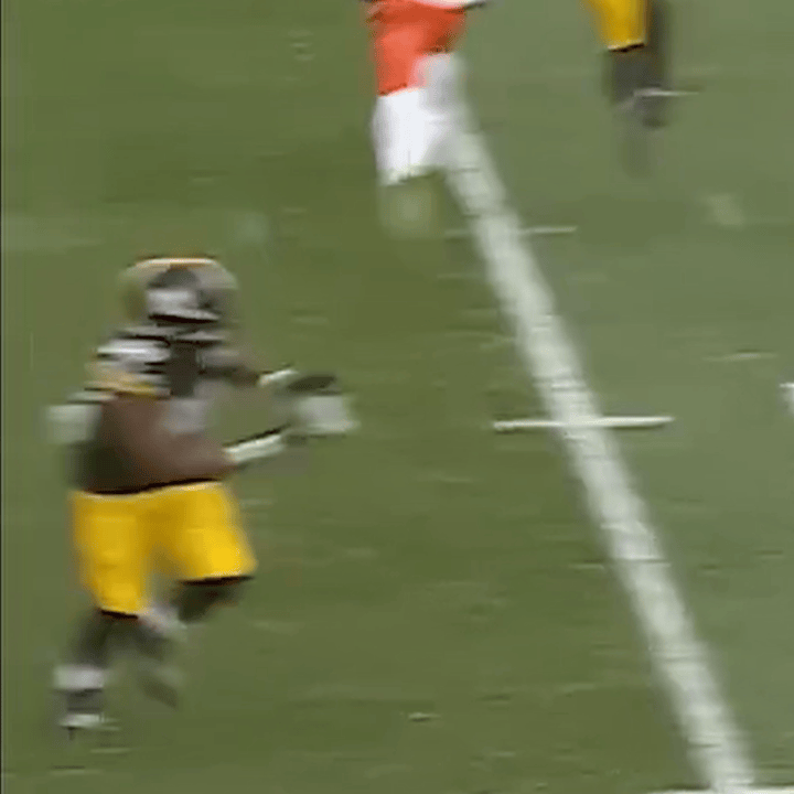 Zoomed in GIF of Mount Washington's Eruption