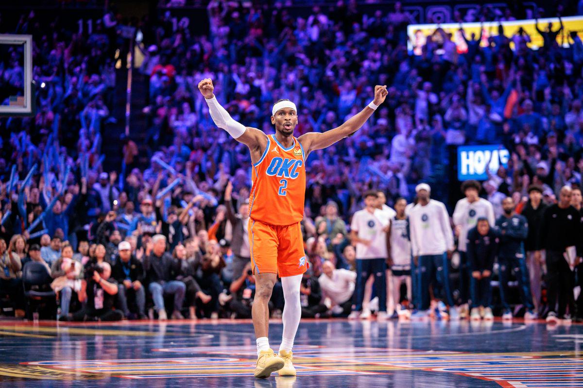 [Newsweek] Shai Gilgeous-Alexander became just the second player in the last 50 seasons to have 16 30-point performances through 19 games of the season — The other being NBA legend Michael Jordan who did it 17 times in the 1986-87 season.