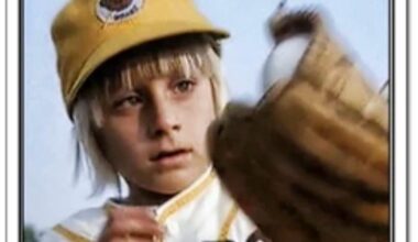 Cool Warren Schaeffer card.