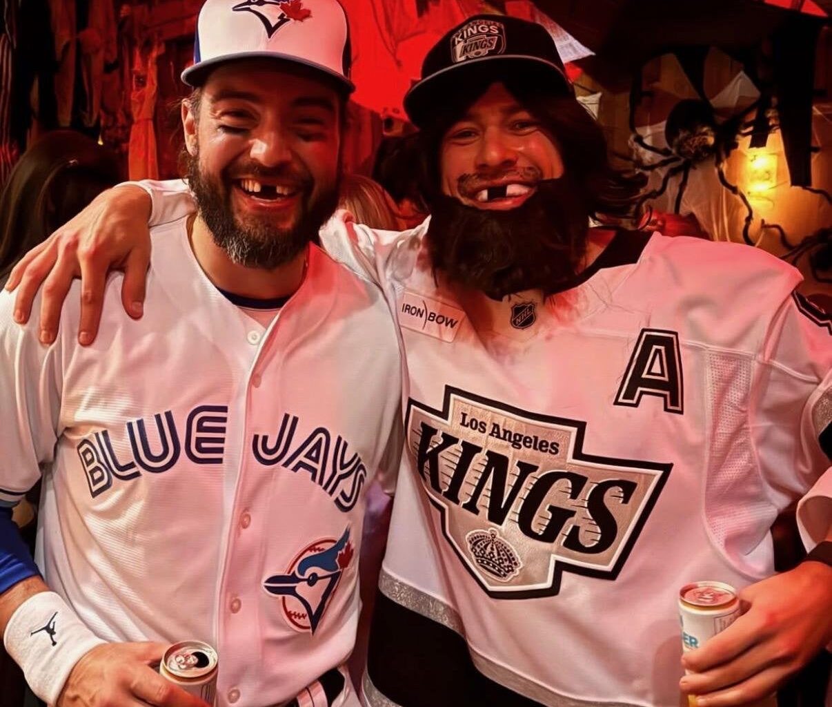 Your weekly /r/losangeleskings roundup for the week of October 27 - November 02, 2025