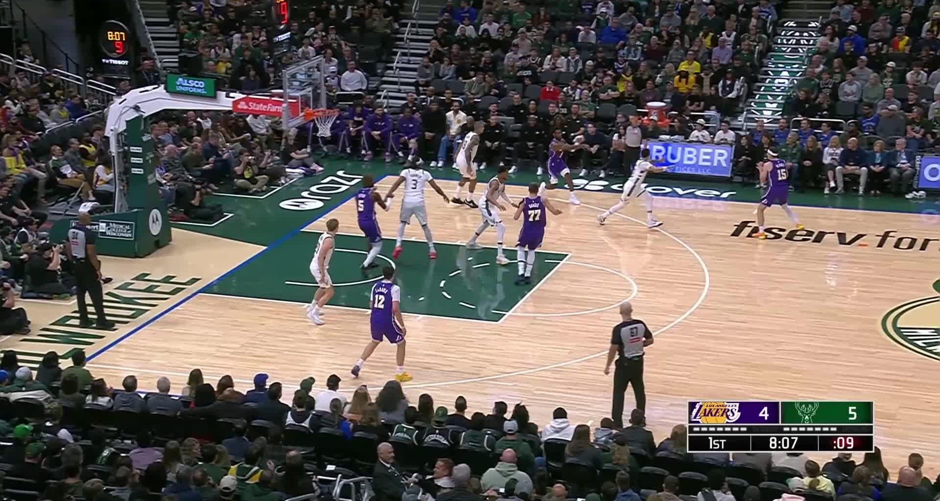 "You gotta shoot the F*ing ball" - JJ to Bronny right before pulling him for passing on two open looks in a row