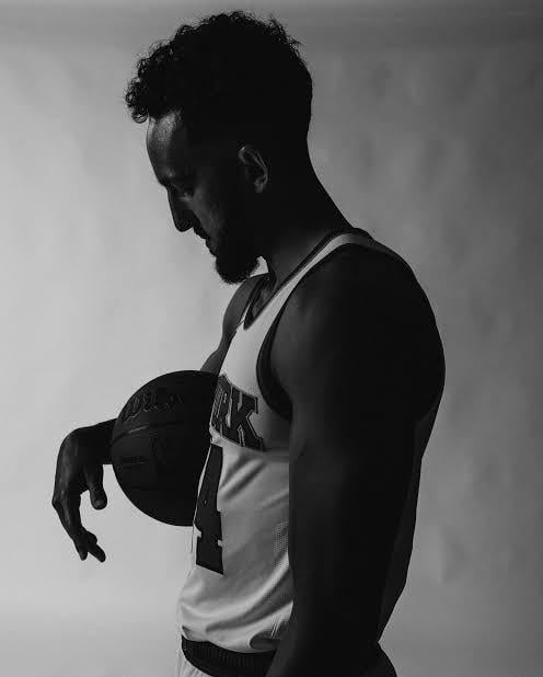 Before you sleep on your Knicks bed tonight remember to thank him in your prayers.