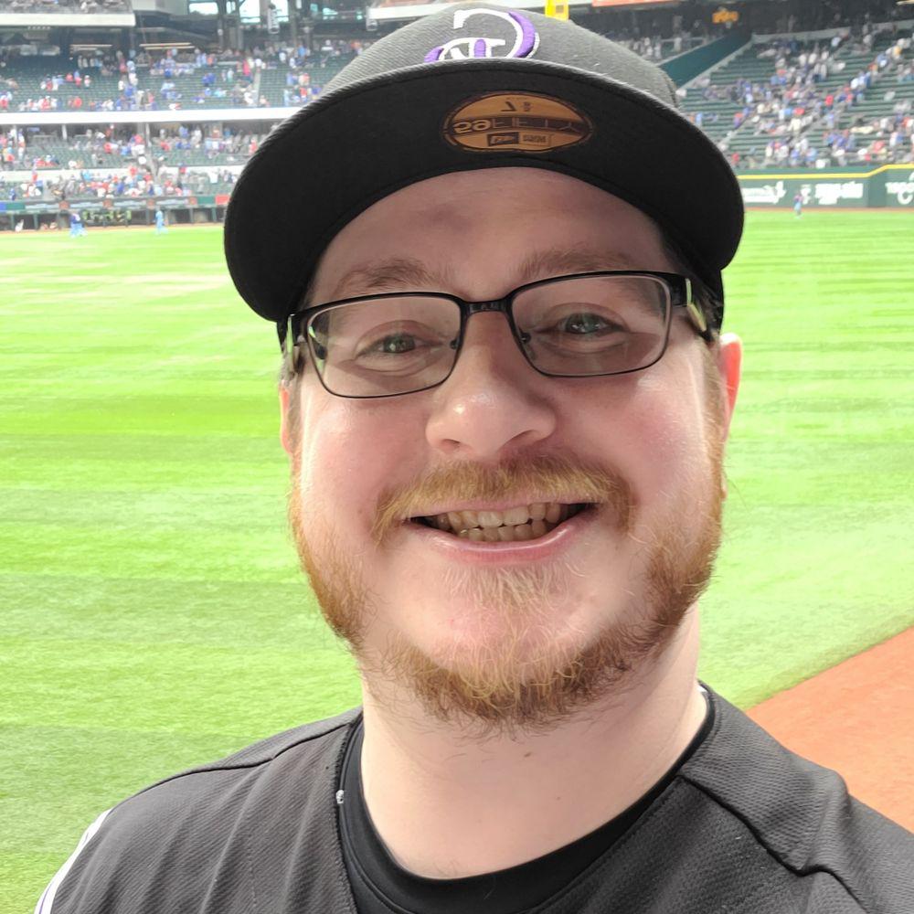 [Lang] The #Rockies have declined 2B Thairo Estrada's mutual option.