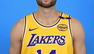 Maxi Kleber did well tonight with Ayton out. He deserves to get minutes now after this game