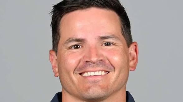 Only has been a Head Coach for 26 games!!!