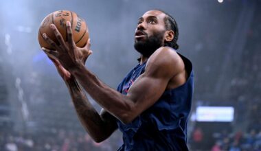Clippers star Kawhi Leonard to miss a 'few games' because of injury