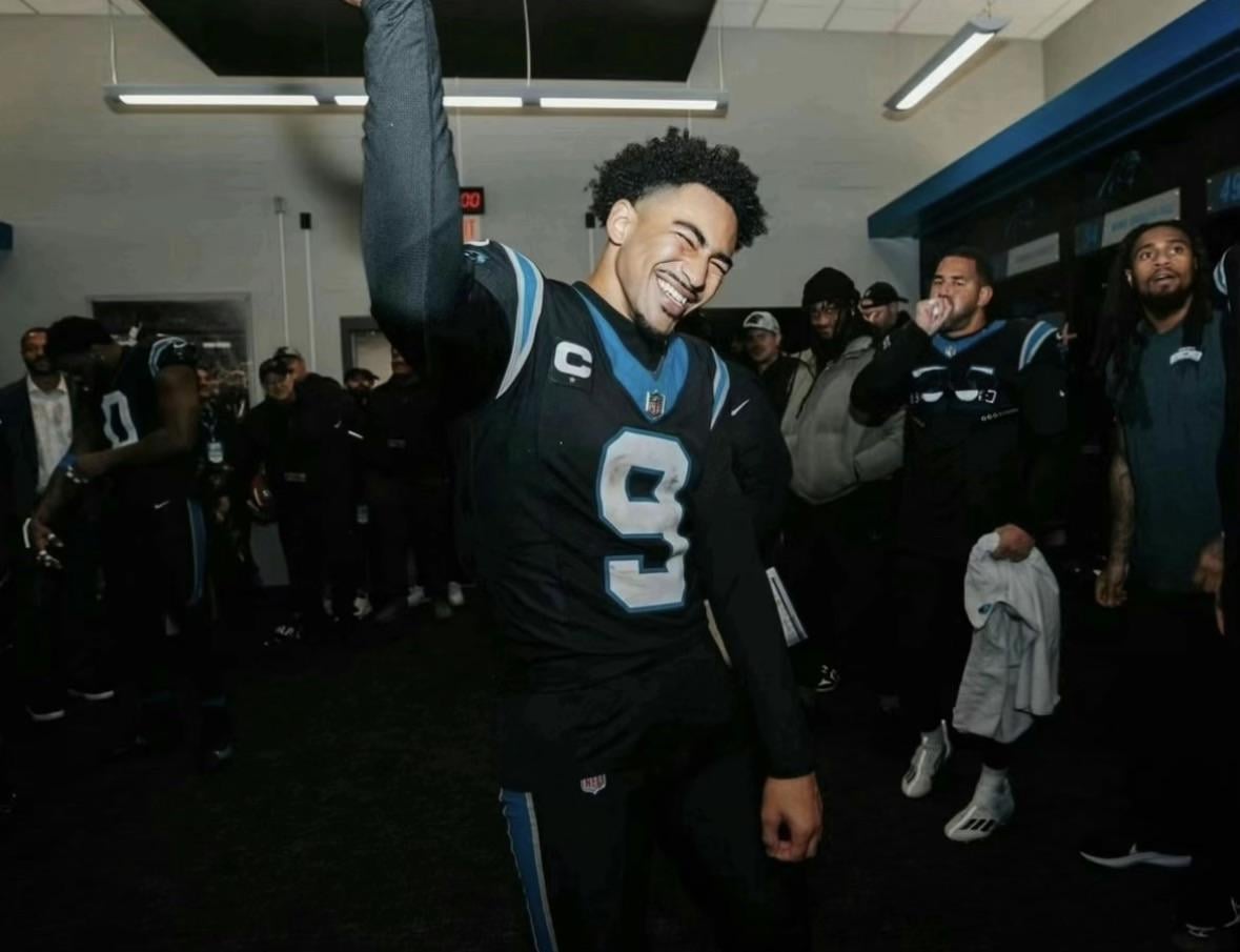 Go play like a 1st overall out there today Bryce 🥹🥹