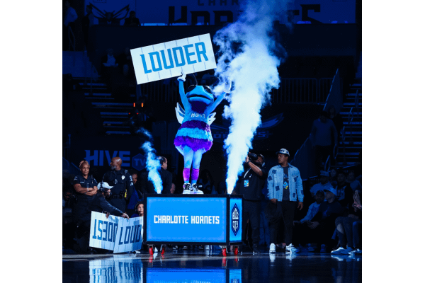 Hornets Celebrate 75 Years of Peanuts