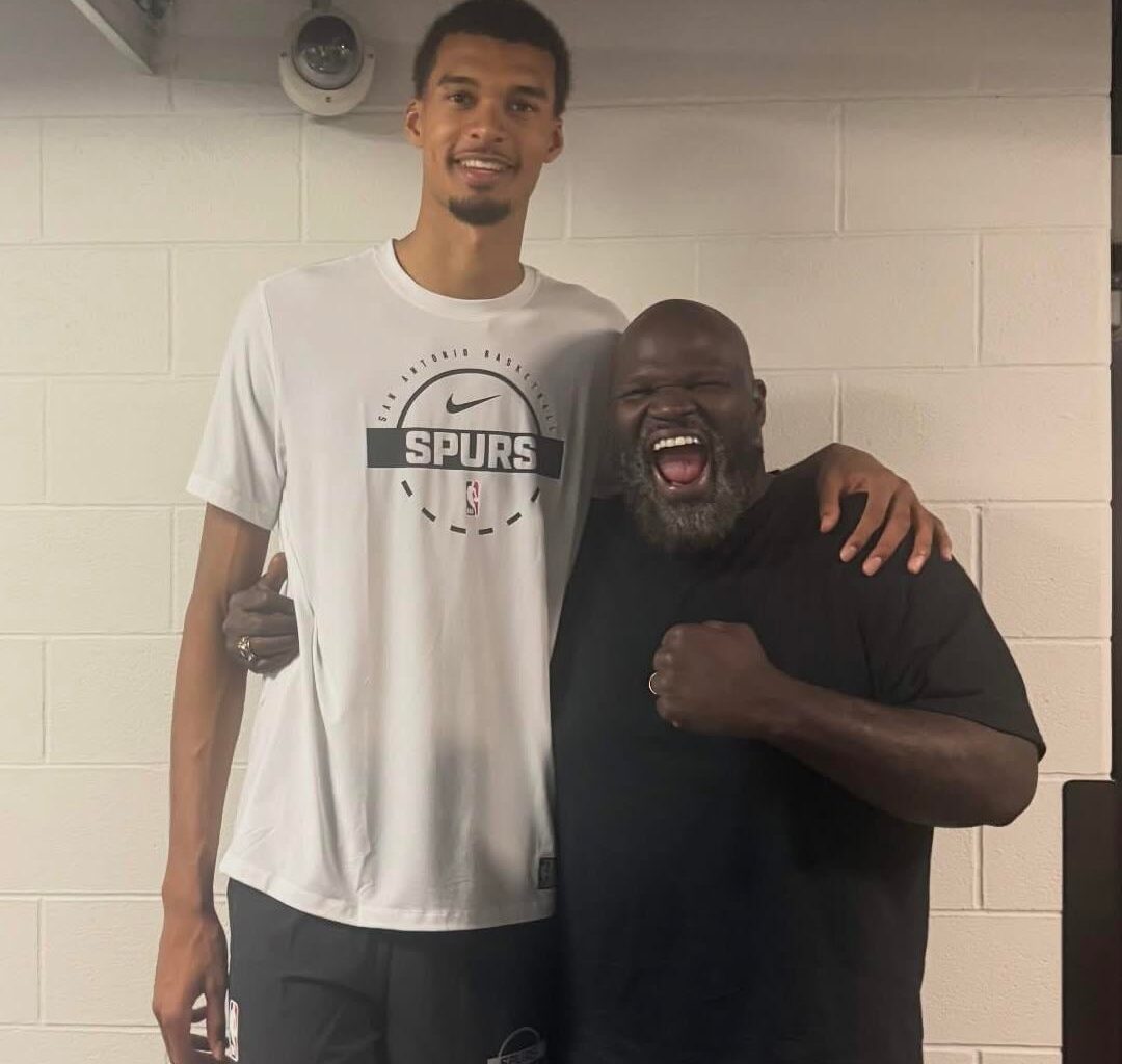 Mark Henry w/ Victor and Dylan