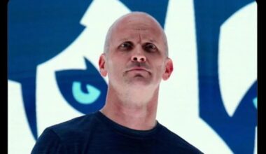 On this glorious Thanksgiving Day, I am eternally grateful that we dodged this massive bullet in hindsight.