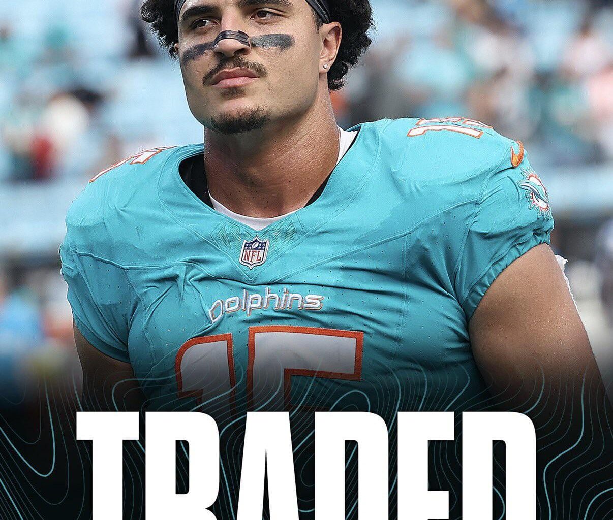Sources: Miami is trading  edge rusher Jaelan Phillips to the Philadelphia Eagles in exchange for a 2026 third-round pick.