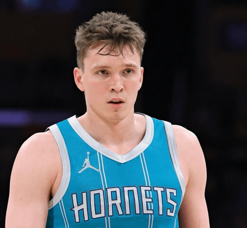 Dalton Knecht homecoming game tonight. 😤😤 He's gonna make them regret trading him away.