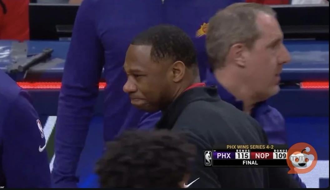 I would’ve ran through a wall for Willie