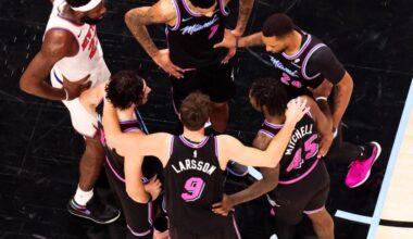 Caption this pic! 😸🐶  Mitchell Robinson crashes boards AND the Heat’s team huddle!! 🤩  What did Mitch say?