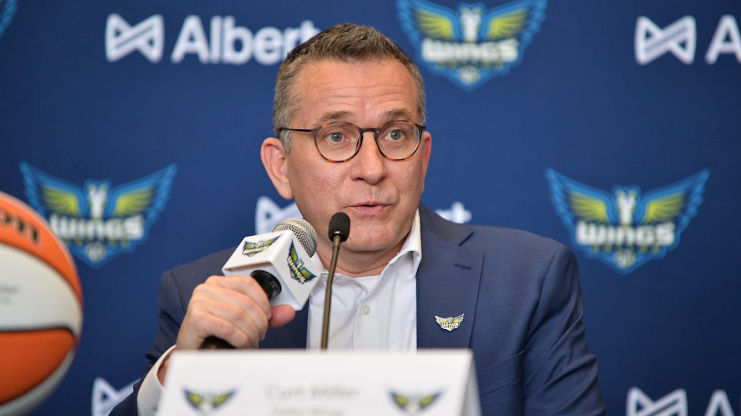 Dallas Wings Presser and Portraits