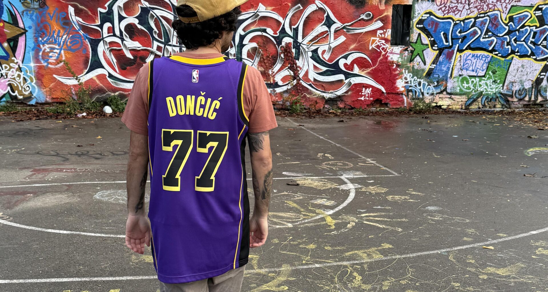 Lads, I made it all the way to Luka’s home town in Slovenia from LA and my lady snapped a pretty sweet photo of me. Figured I’d share it! Home colors, different court!!