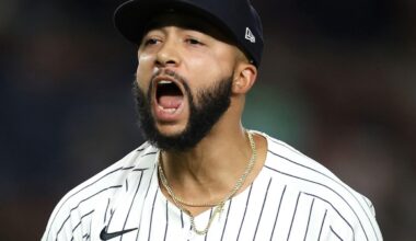 Mets agree to three-year deal with reliever Devin Williams