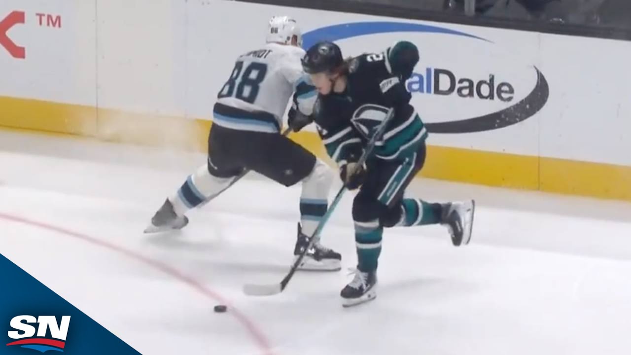 Sharks' Will Smith Dangles Through Mammoth's Defence For Highlight-Reel Goal