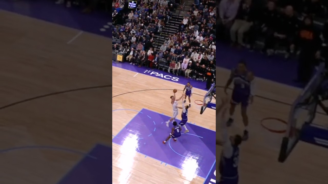 sharp plays by Tate & Alpi 👏 #rockets